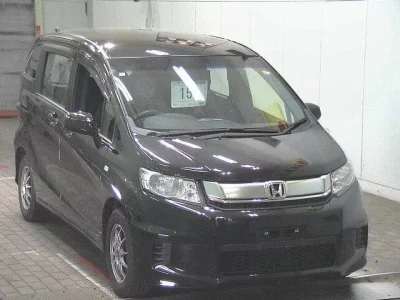 HONDA FREED SPIKE