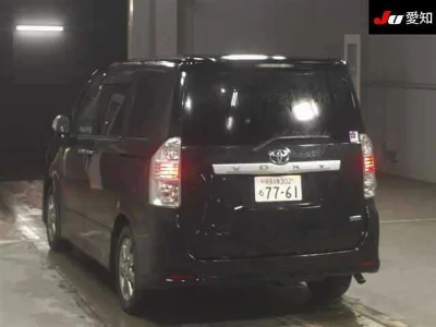 Статистика аукционов Toyota Voxy