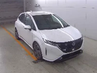 Nissan Aura
