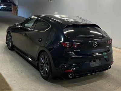 MAZDA MAZDA3 FASTBACK