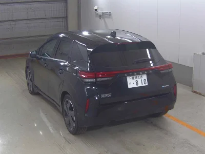 NISSAN AURA