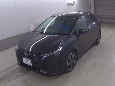 NISSAN AURA