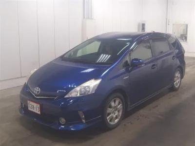 TOYOTA PRIUS ALPHA