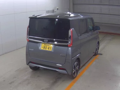 NISSAN ROOX