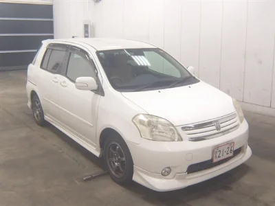 TOYOTA RAUM