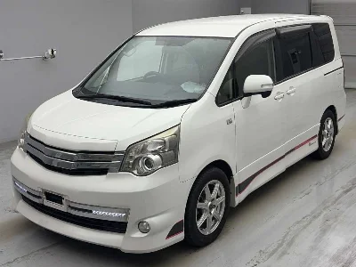 Статистика аукционов Toyota Noah