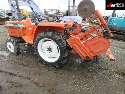 KUBOTA KUBOTA