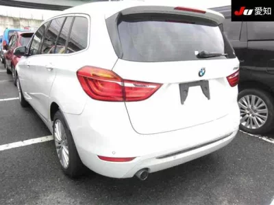 BMW 2 SERIES
