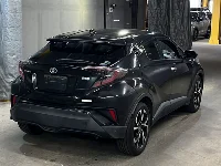 Цена авто Toyota C-HR с аукционов Японии, номер кузова ZYX10, пробег 175 000, оценка 2