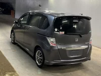 Цена авто Honda Freed с аукционов Японии, номер кузова GP3, пробег 129 000, оценка 2