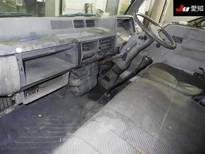 MITSUBISHI CANTER