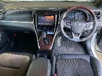 Цена авто Toyota Harrier с аукционов Японии, номер кузова ZSU60W, пробег 143 000, оценка 6
