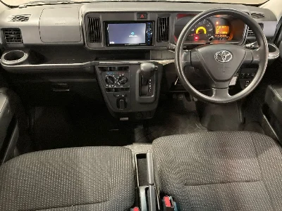 TOYOTA PIXIS VAN