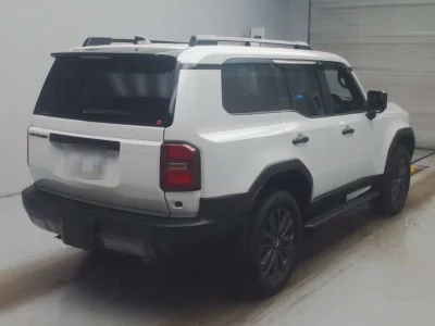TOYOTA LAND CRUISER 250