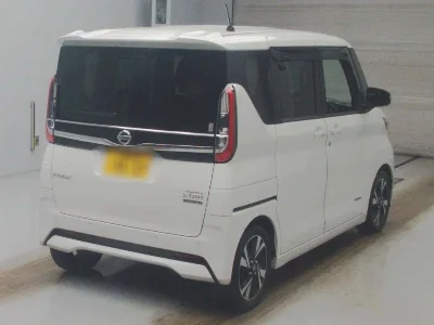 NISSAN ROOX