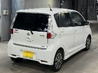 Цена авто Nissan Dayz с аукционов Японии, номер кузова B21W, пробег 100 000, оценка 8