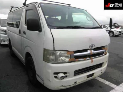 TOYOTA HIACE VAN