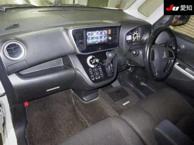 MITSUBISHI EK SPACE CUSTOM