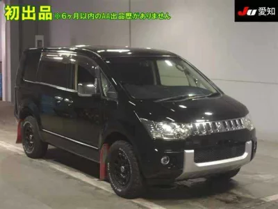 MITSUBISHI DELICA D5