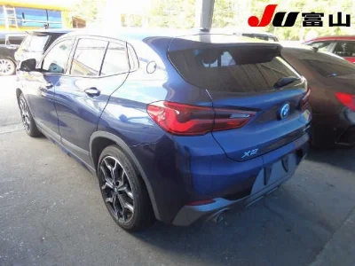 BMW X2
