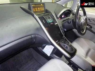 TOYOTA SAI
