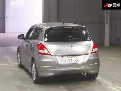 SUZUKI SWIFT