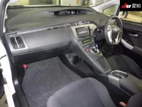 Цена авто Toyota Prius с аукционов Японии, номер кузова ZVW30, пробег 78 000, оценка 8