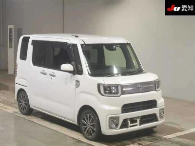 TOYOTA PIXIS MEGA