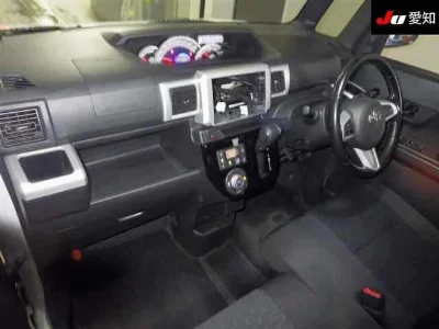 TOYOTA PIXIS MEGA