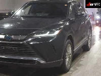 Цена авто Toyota Harrier с аукционов Японии, номер кузова AXUH80, пробег 55 000, оценка 8