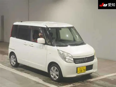 NISSAN ROOX