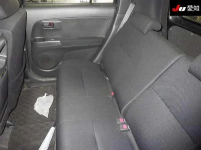 TOYOTA BB