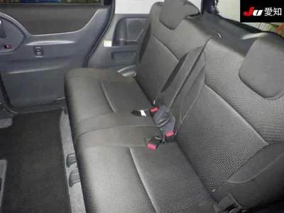 MITSUBISHI DELICA D2