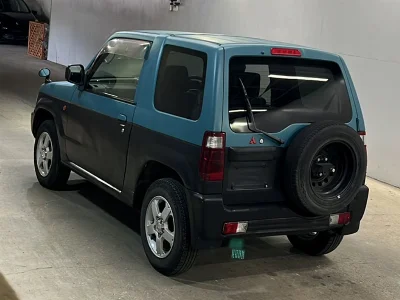 MITSUBISHI PAJERO MINI
