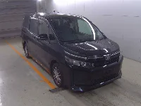 Цена авто Toyota Voxy с аукционов Японии, номер кузова ZRR80G, пробег 155 000, оценка 2