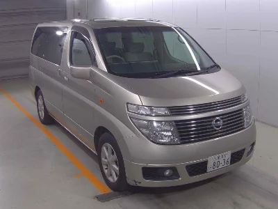 NISSAN ELGRAND