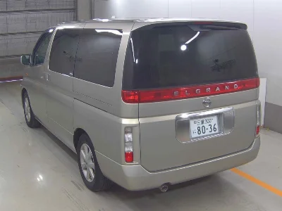 NISSAN ELGRAND