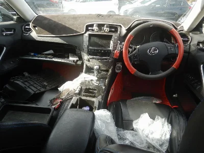 LEXUS IS