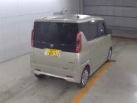 Цена авто Nissan Roox с аукционов Японии, номер кузова B44A, пробег 38 000, оценка 8