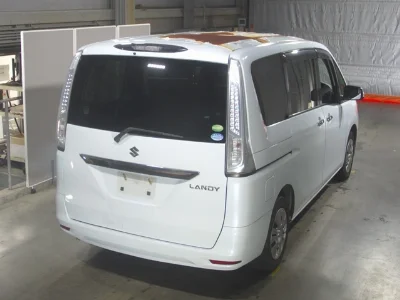 Suzuki Landy
