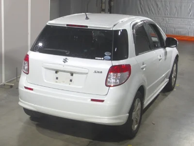 SUZUKI SX-4