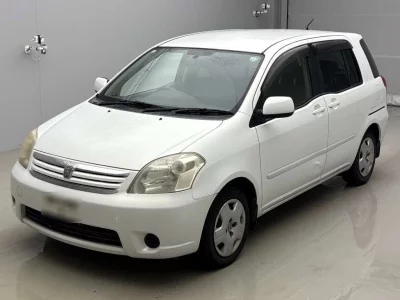TOYOTA RAUM