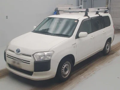 TOYOTA SUCCEED
