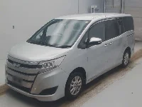 Цена авто Toyota Noah с аукционов Японии, номер кузова ZWR80G, пробег 134 000, оценка 7