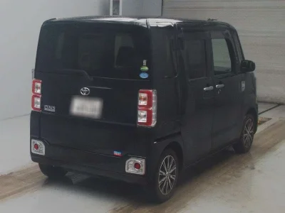 TOYOTA PIXIS MEGA