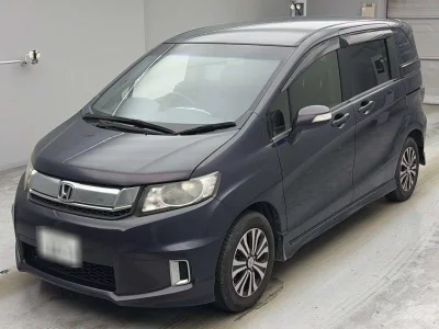 HONDA FREED SPIKE