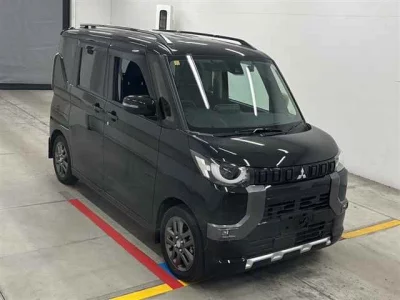 Mitsubishi Delica Mini