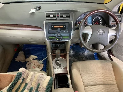 TOYOTA PREMIO