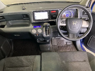 HONDA LIFE