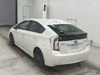 Цена авто Toyota Prius с аукционов Японии, номер кузова ZVW30, пробег 322 000, оценка 6